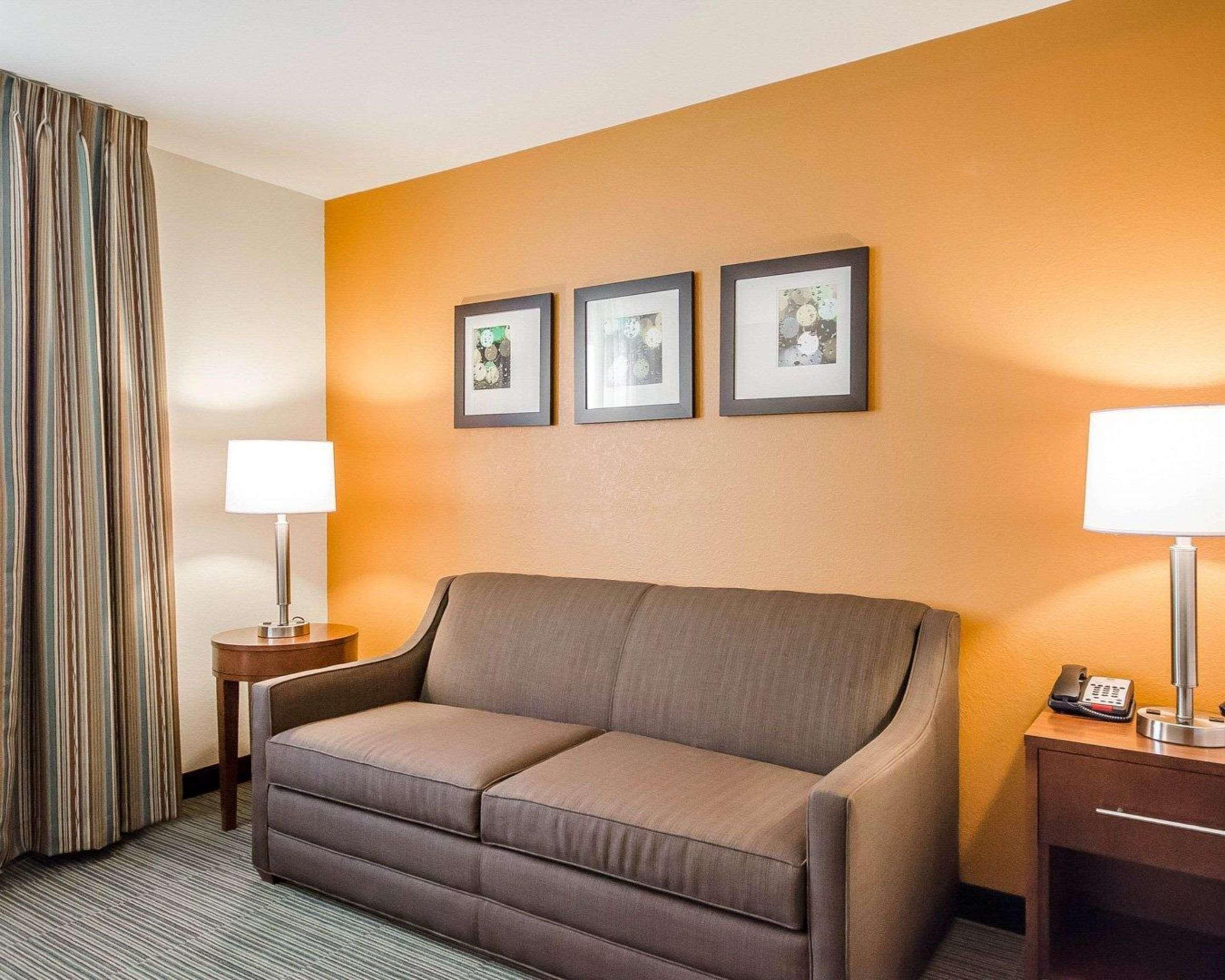 Comfort Inn Ferdinand Zewnętrze zdjęcie