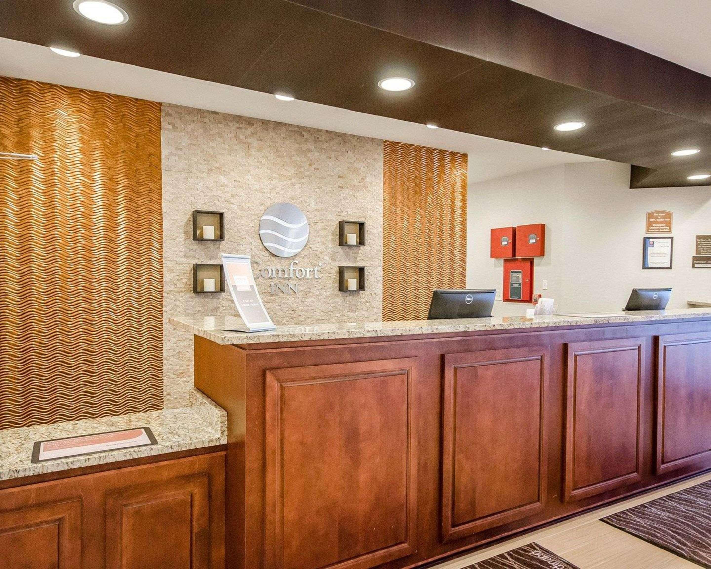Comfort Inn Ferdinand Zewnętrze zdjęcie