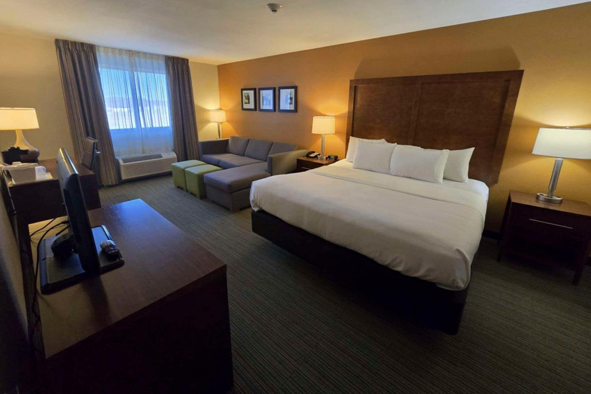 Comfort Inn Ferdinand Zewnętrze zdjęcie