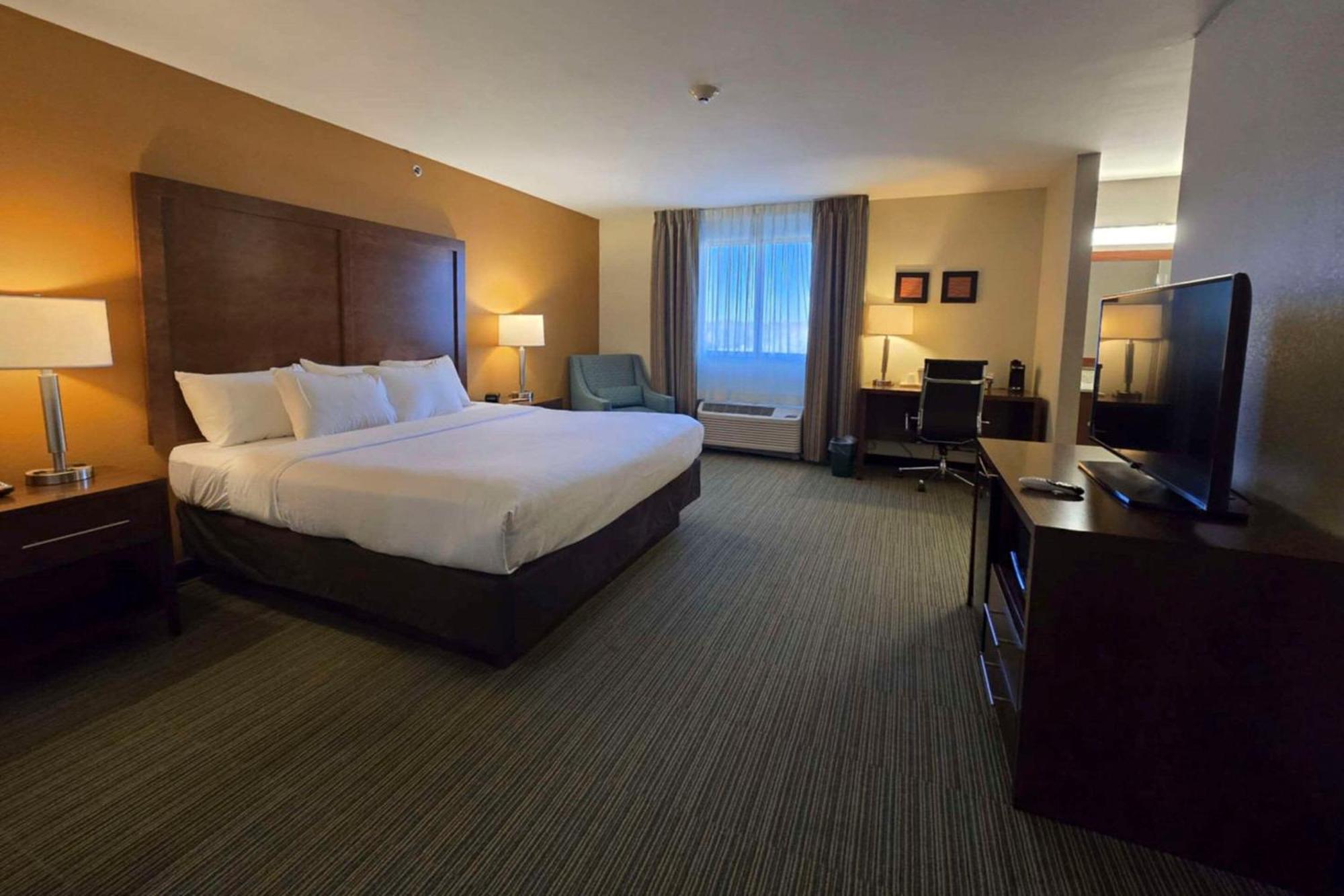 Comfort Inn Ferdinand Zewnętrze zdjęcie